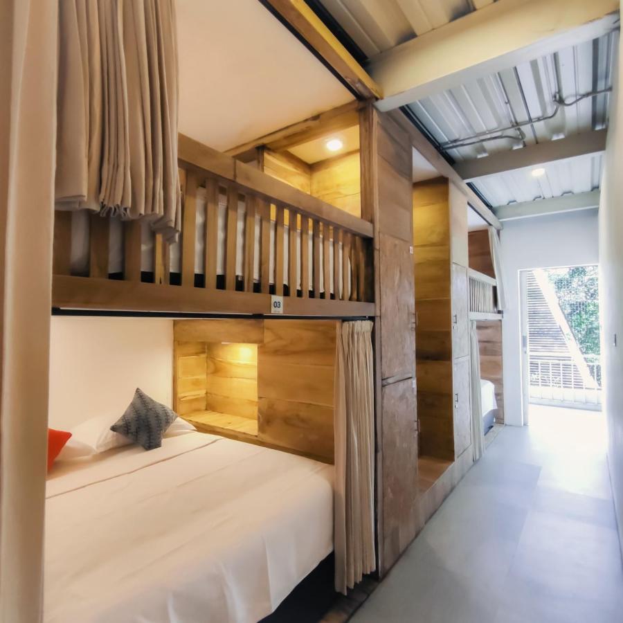 Good Cheer Hostel Нуса-Лембонган Экстерьер фото